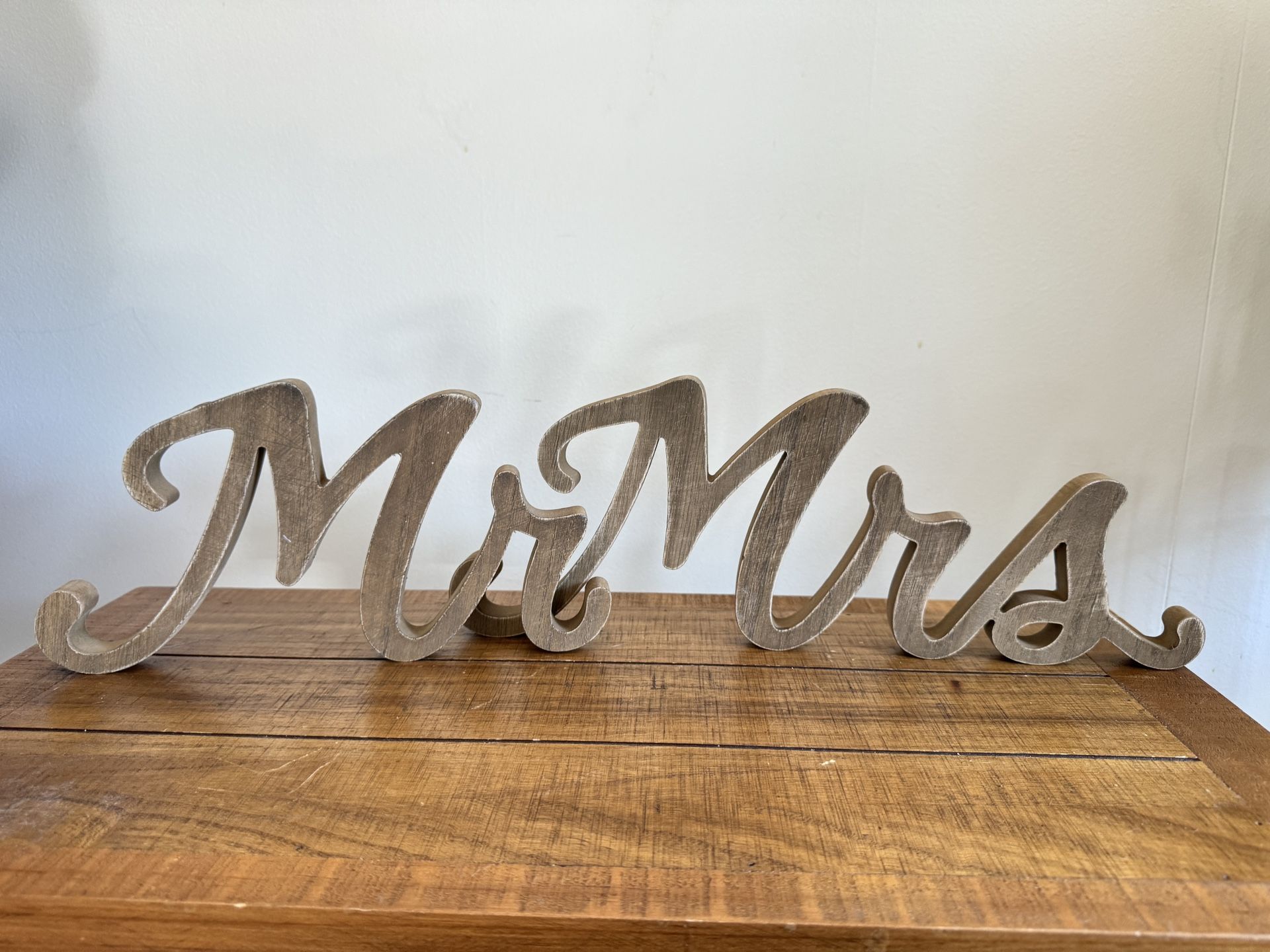 mr & mrs sign