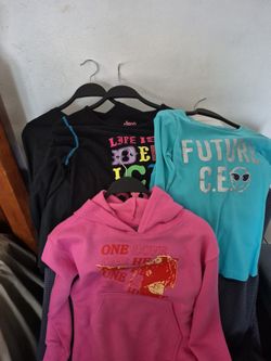 4 Tops One Love Hoodie NEW