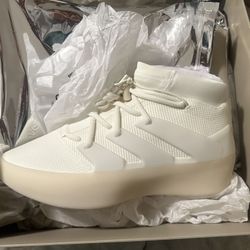 Men’s FOG x Adidas Basketball Sneakers – Triple White  [US  MEN 13.5]