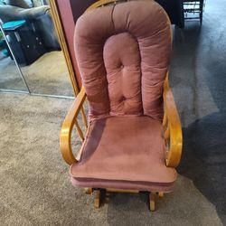 Solid Oak Amish Made Glider Rocker Excellent