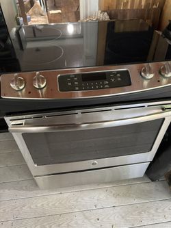 GE Slide In Electric Range