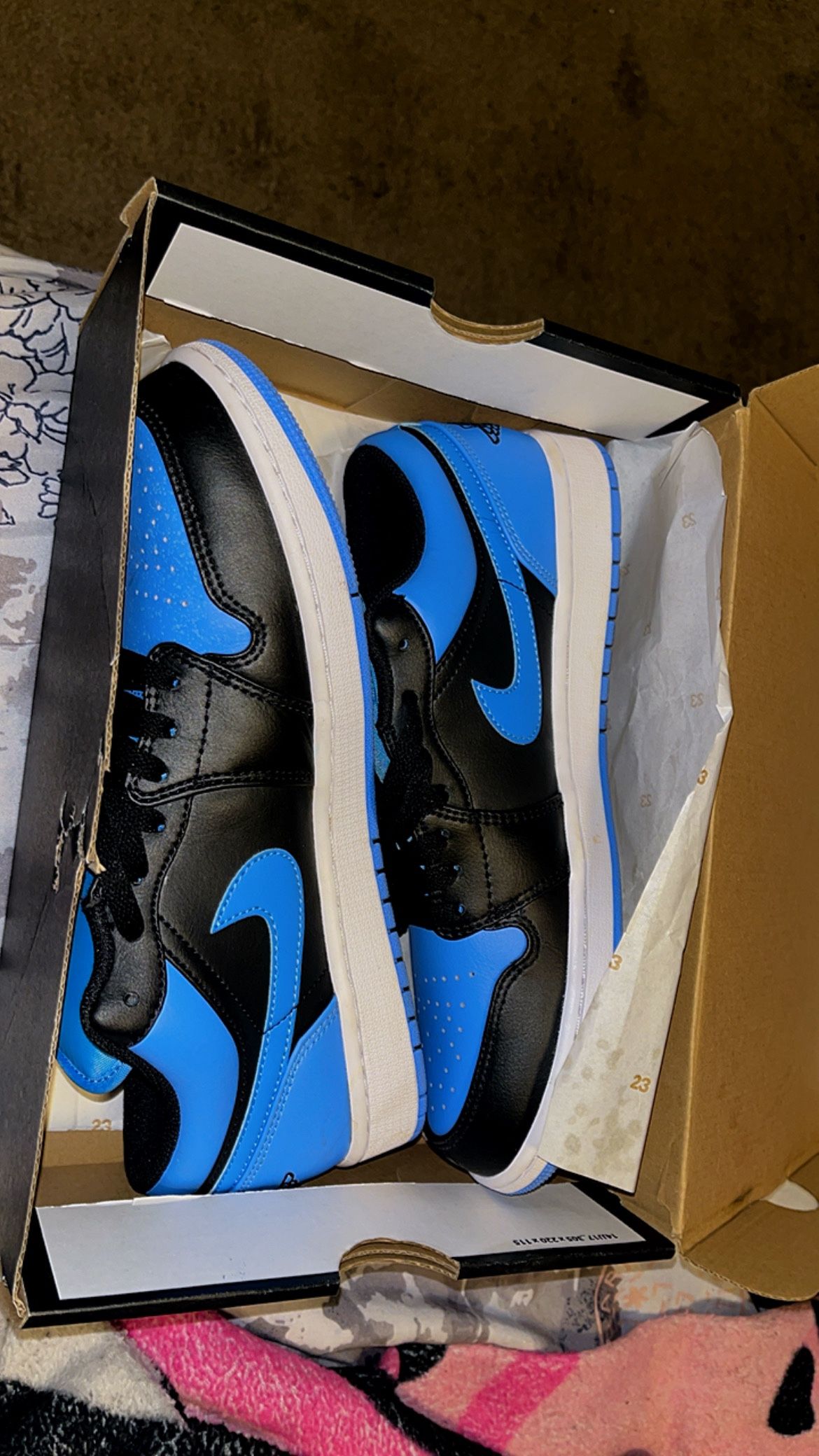 Jordan 1 Low University Blue