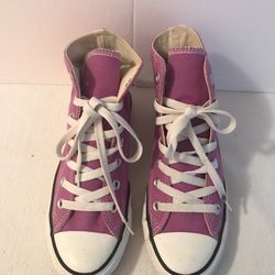 CONVERSE ALL STAR ,UNISEX HIGH TOP SIZE WOMEN’S 6; MEN’S 4
