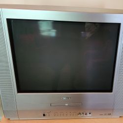 Toshiba TV and DVD Player Combination  - Analog. 20"