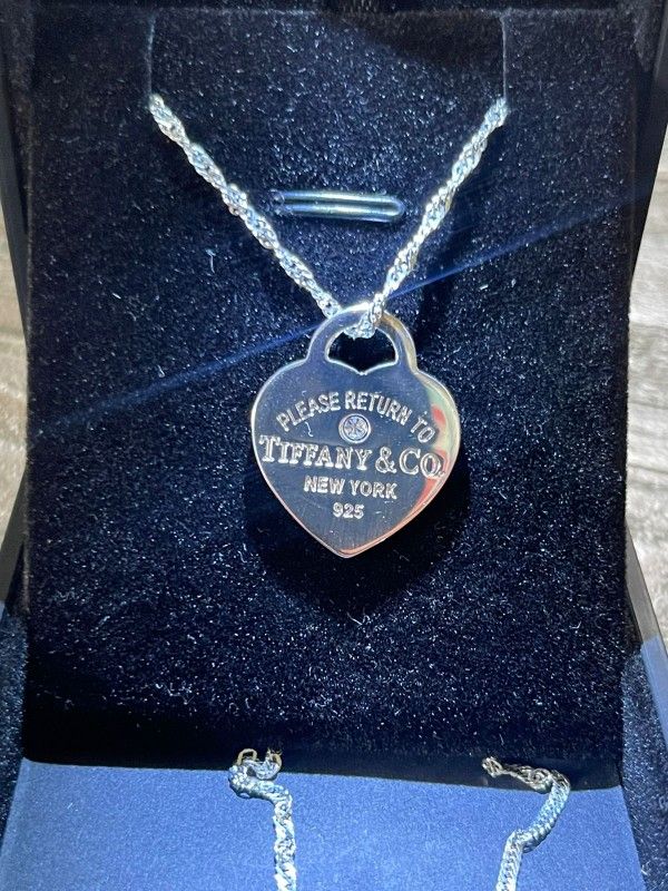 Pendant Necklace