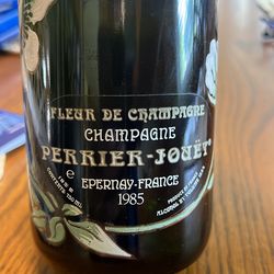 Perrier jouët champagne