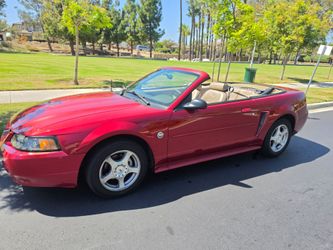 2004 Ford Mustang