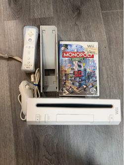 Nintendo Wii with games