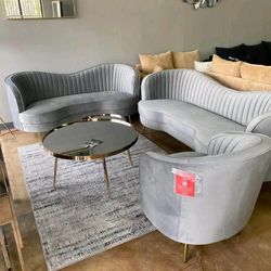 Living Room Set. Ask For Price.