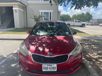 Red Kia Forte 2014
