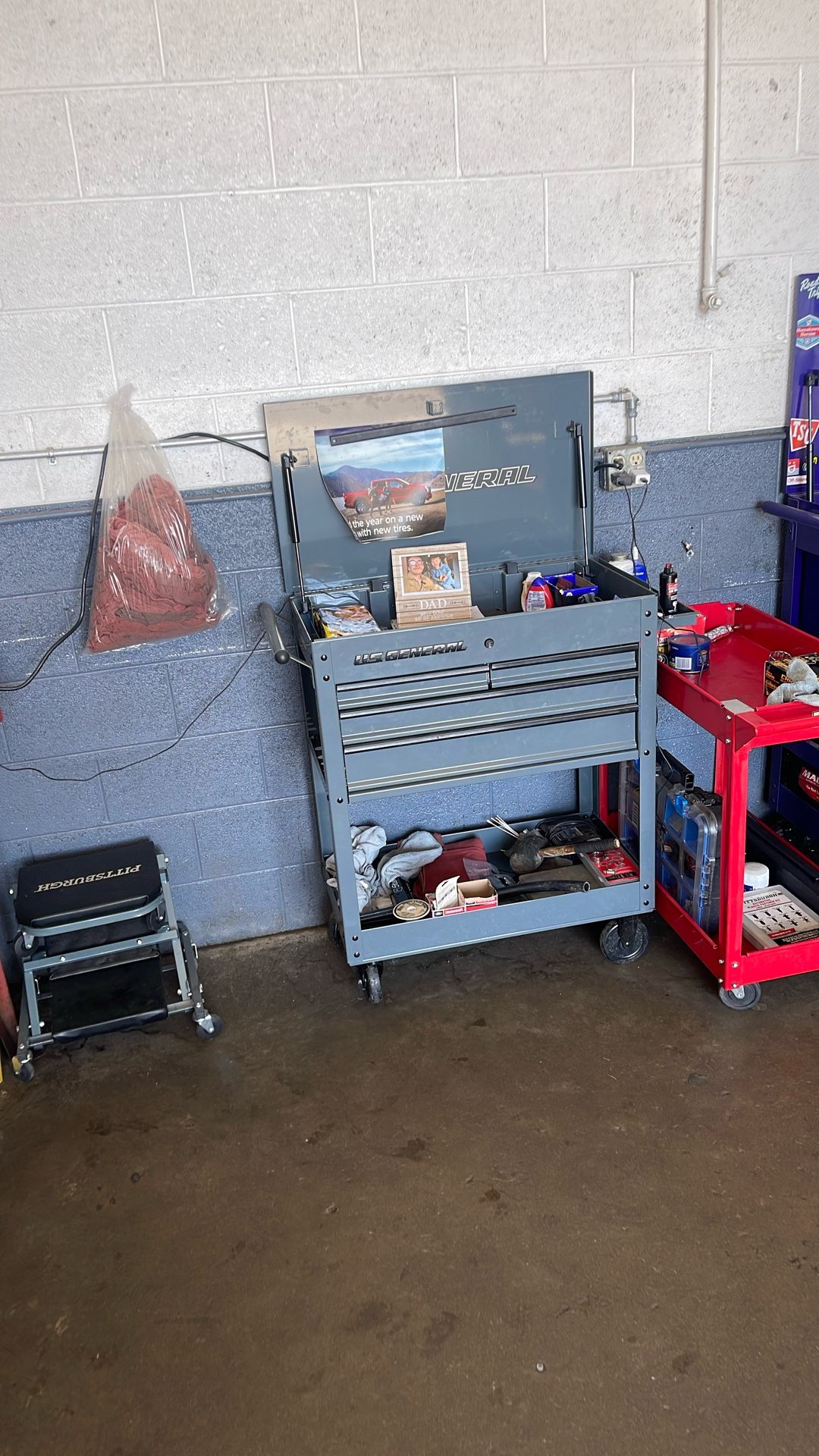 Brand New Us General Lube Tech Box