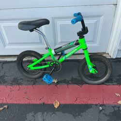 S mall childs haro bike 12 inc