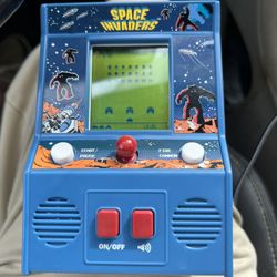 Vintage Space invaders Game