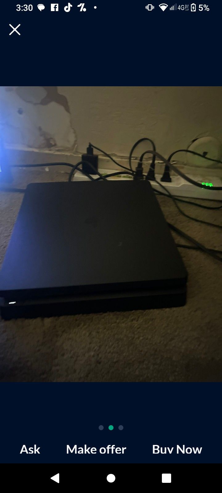 PS4 Basically New