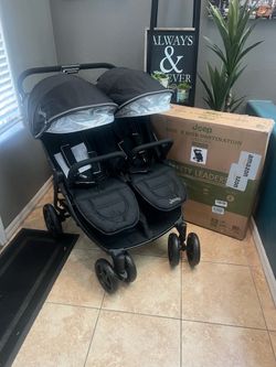 Brand New Jeep Destination Ultralight Side x Side Double Stroller, Midnight