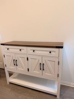 Farmhouse Style Entry Table