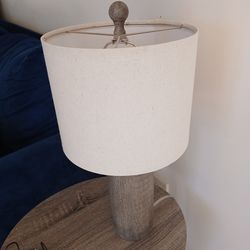 Table lamp