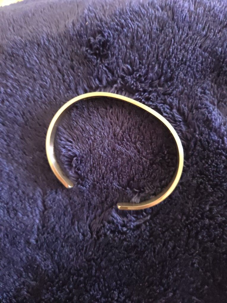 Bracelet