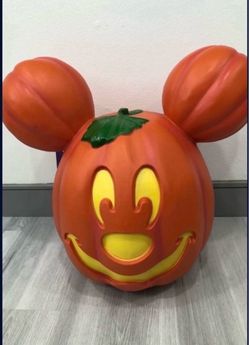 Disney Parks Halloween  Large Mickey Mouse Jack-o'-Lantern Pumpkin $60