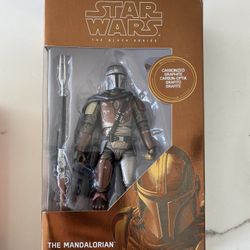 The Mendalorian Star Wars Figure - Brand New 
