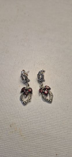 Vintage 925sterling s. Earrings