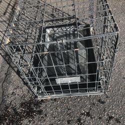 Small Cat/ Dog kennel 22 inches long by 13 inches wide and 16 inches high