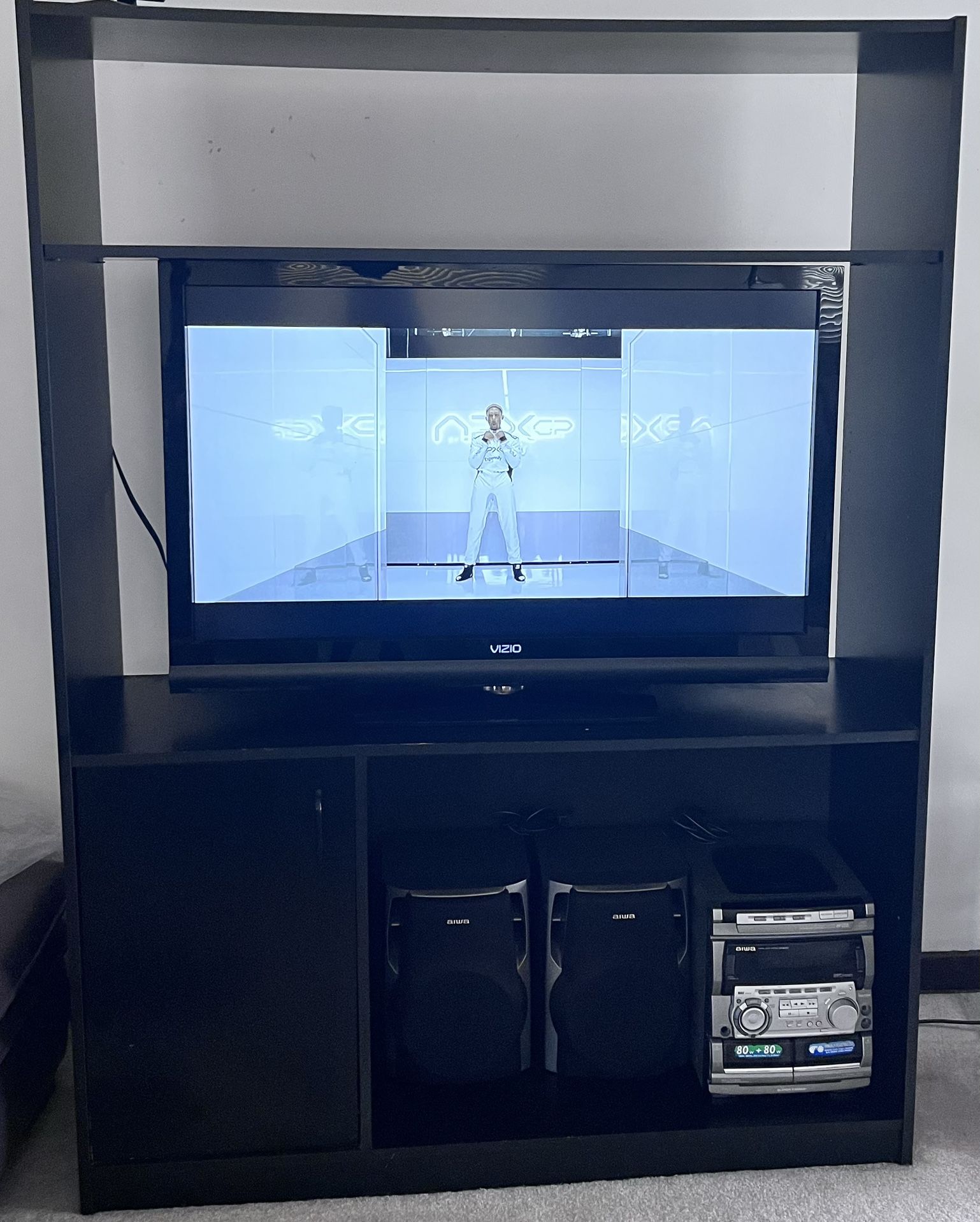 TV cabinet/shelf
