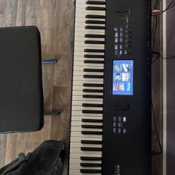 Korg Nautilus 61 Key Synthesizer Workstation Keyboard