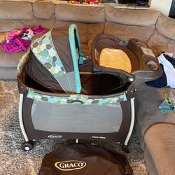 No Mattress Included - Graco Pac N Play