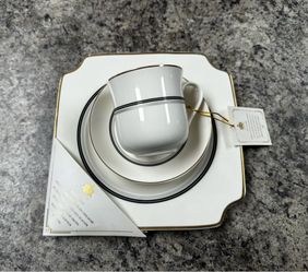 Tea Set - Three Piece Queen Mary, Bone China