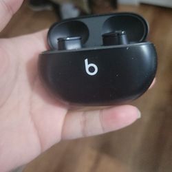 Beats By Dre Pod Bluetooth Ear Buds $50