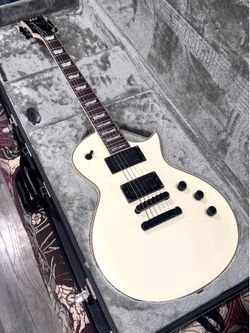 Guitar for sale