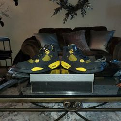 Dead Stock Jordan 4 Thunder (2006) Over 1,400 after tax and fees new. Size 11.5. OG Postcard Included.