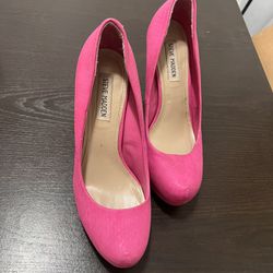 Pink Heels Moving Must Go