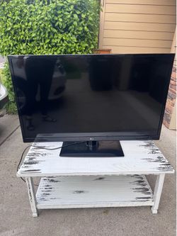 Lg 47 inch led TV