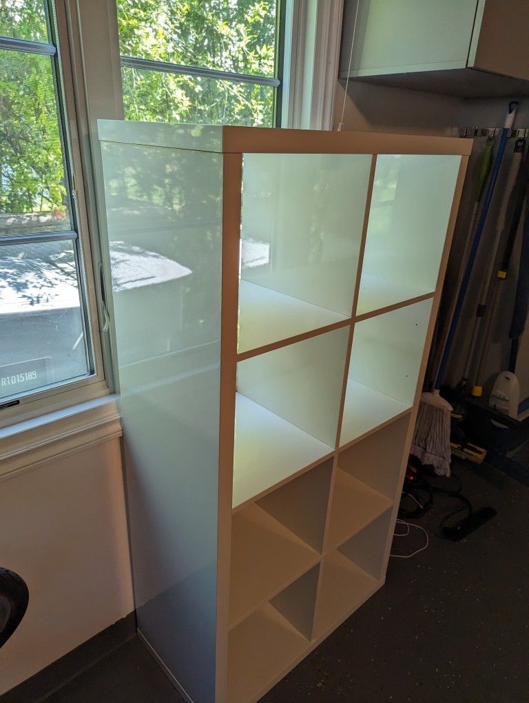 Ikea kallax 8 Cube shelf White for Sale in Glendale, CA OfferUp