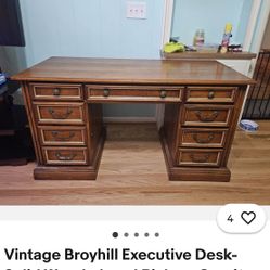 Vintage broyhill Executive Desk 