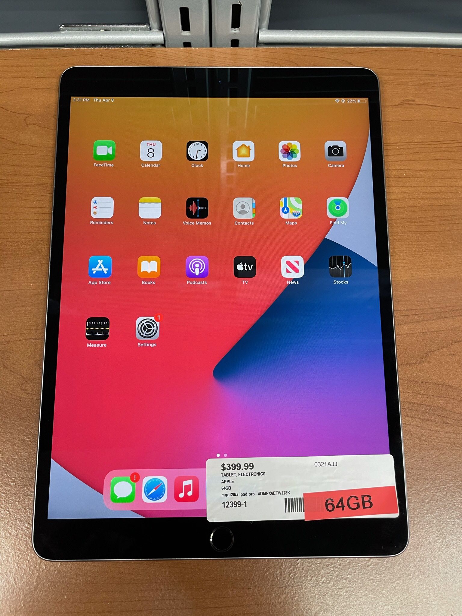 Apple iPad Pro MQDT2LL/A 64GB Tablet