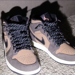 Air Jordan Mid ‘Dark Chocolate’