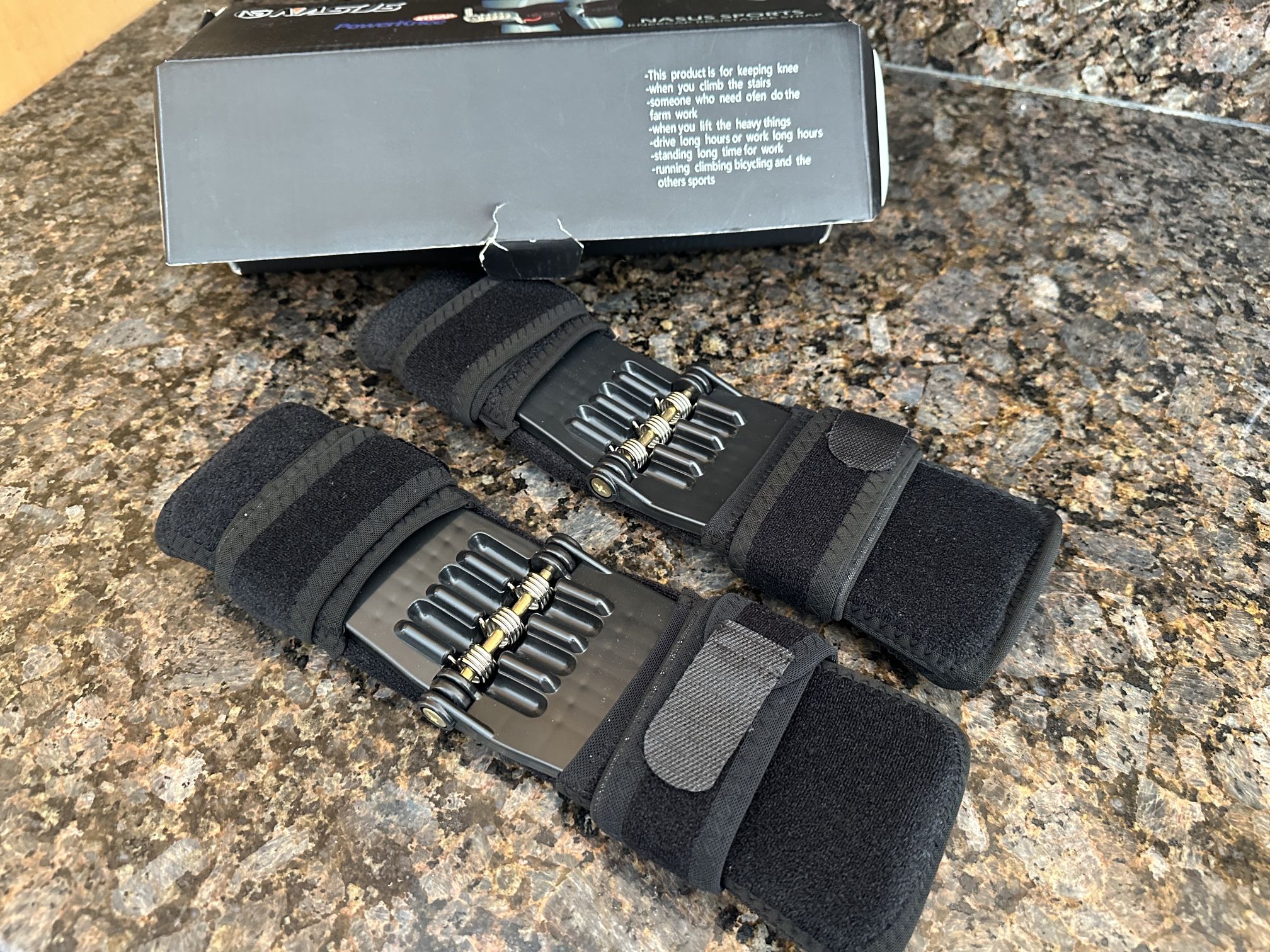 Nasus Sports Kneecap Resistance Strap