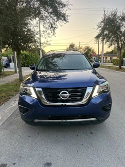 2020 Nissan Pathfinder