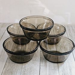 Set of 5 Lovenware 6 oz Brown Glass Custard Dessert  Cups Bowls Each Measures 2"Hx4"W.

Pre-owned in excellent clean condition.  No chips or cracks.

