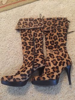 Stewart Weitzman leopard boots