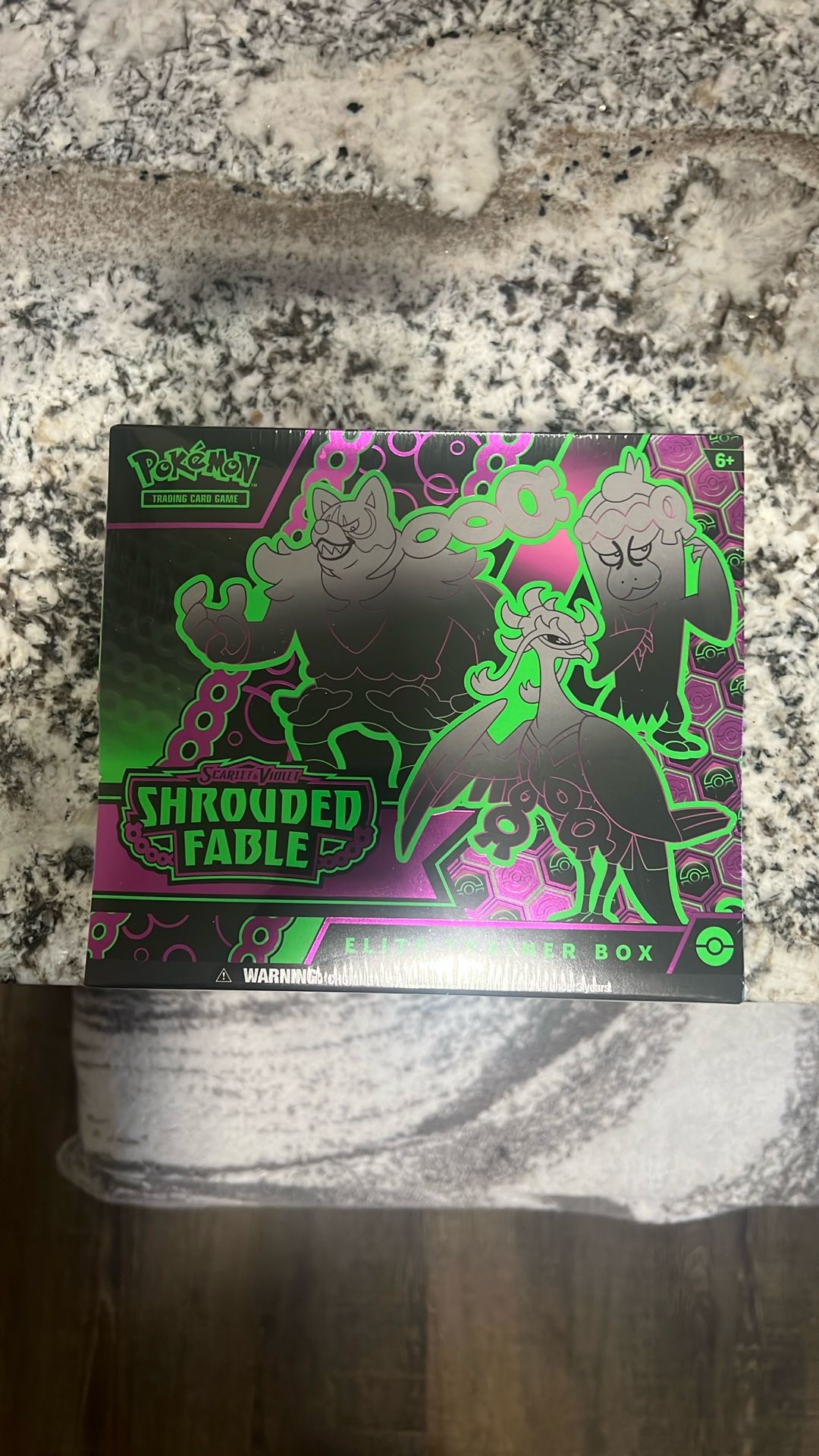 Pokemon Shrouded Fable ETB