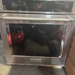 KitchenAid 27 in. Single Electric Wall Oven Self-Cleaning with Convection in Stainless Steel  Model# KOSE507ESS