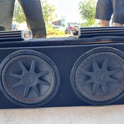 Kicker Amps With Box For Sale 