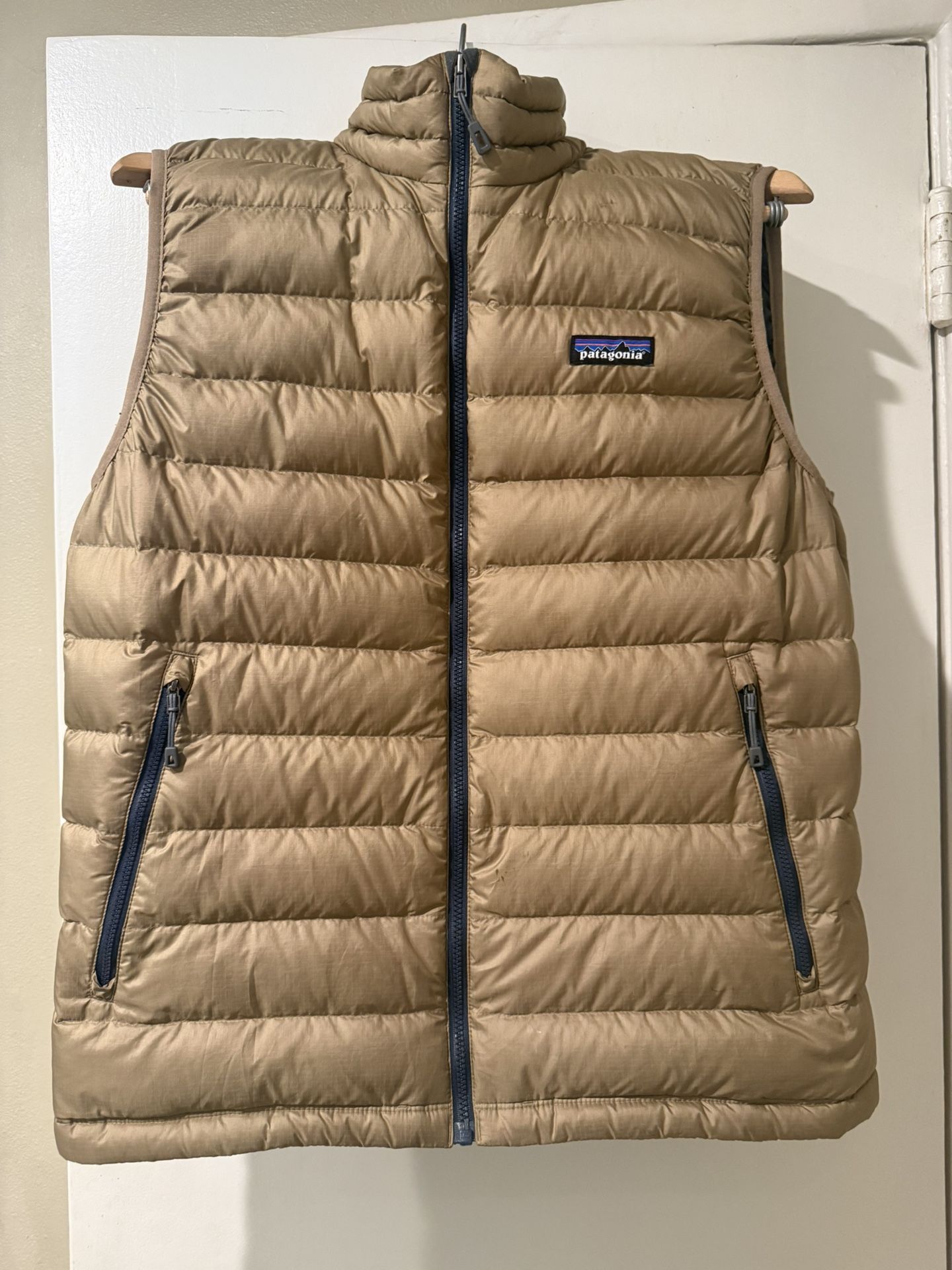 Patagonia Men’s Down Sweater™ Vest / Puffer Vest