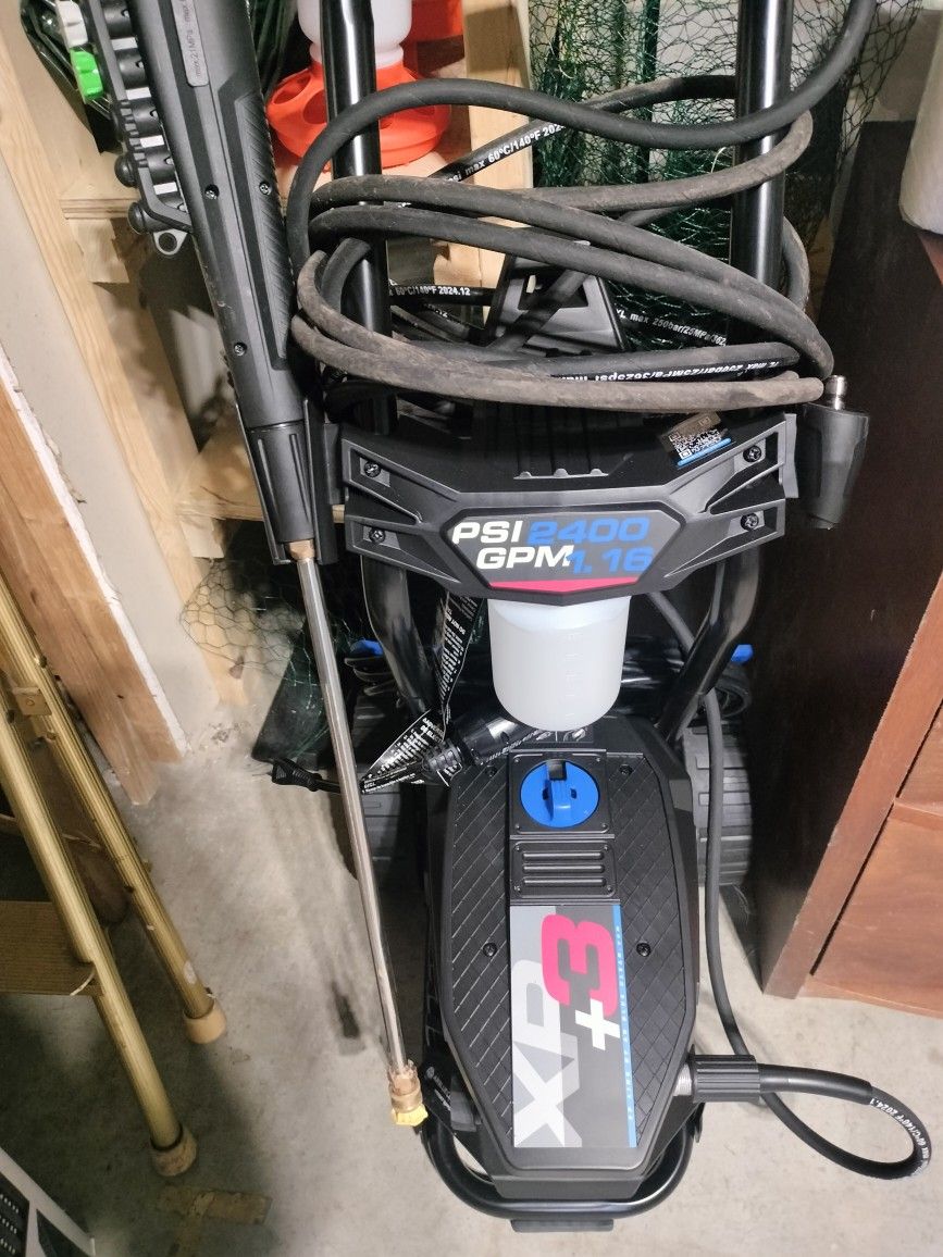 Electric Pressure Washer 2400 PSI, 1.16 GPM