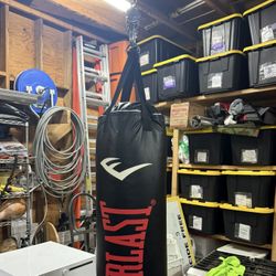 Heavy Boxing Bag with Chains