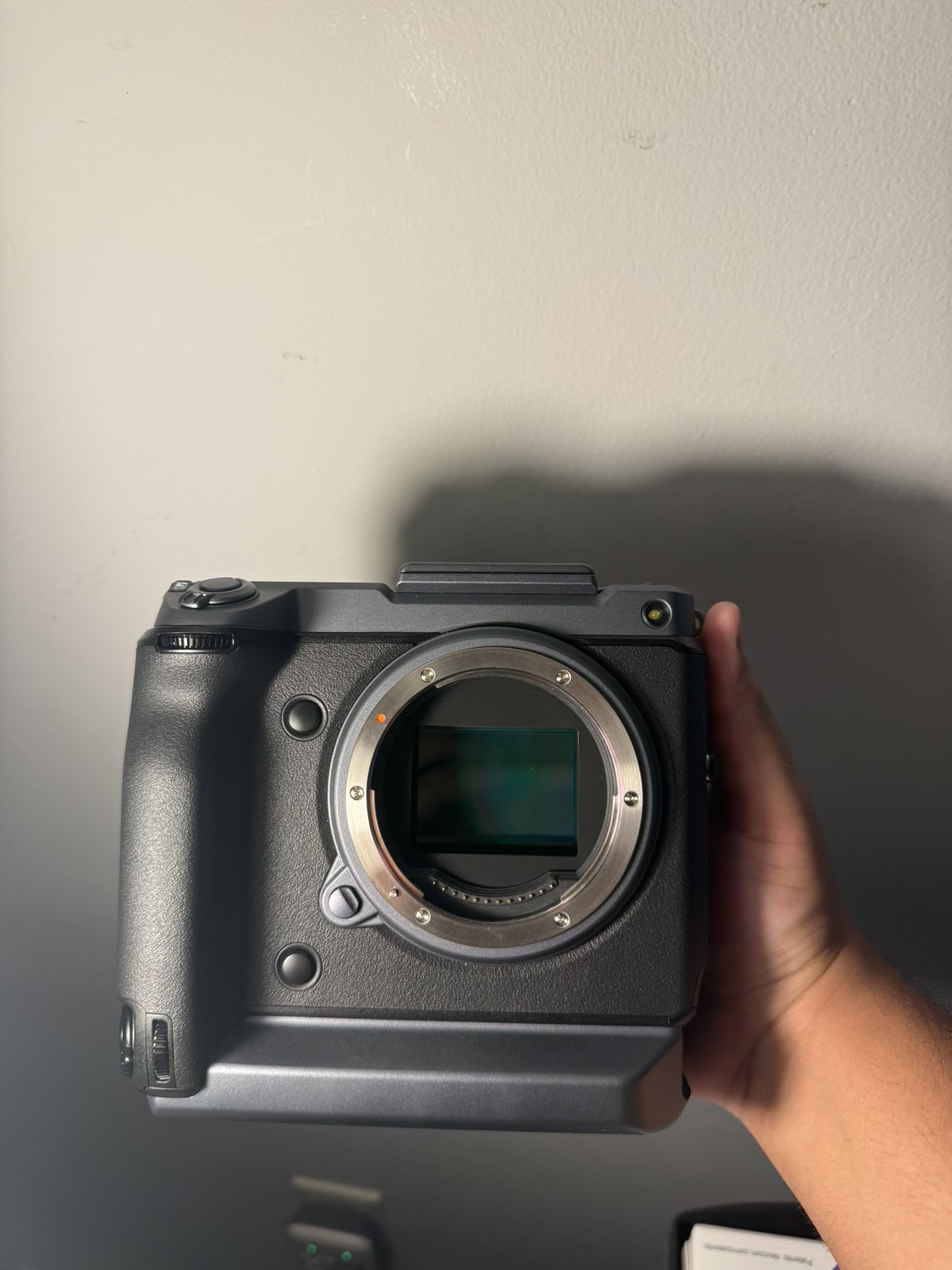 Fujifilm GFX 100 102MP Digital Camera (Body Only) 2 SHUTTER COUNT